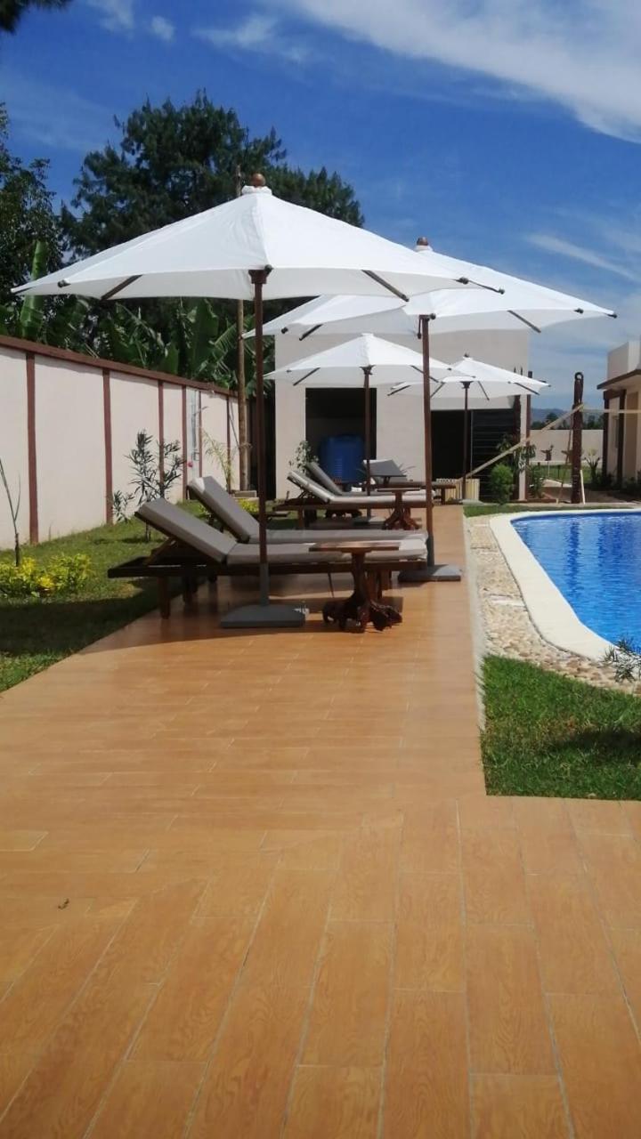 Bira Hotel Antsirabe Exterior foto
