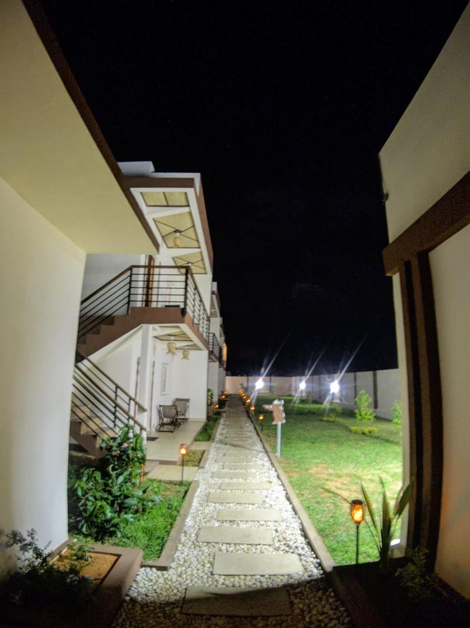 Bira Hotel Antsirabe Exterior foto