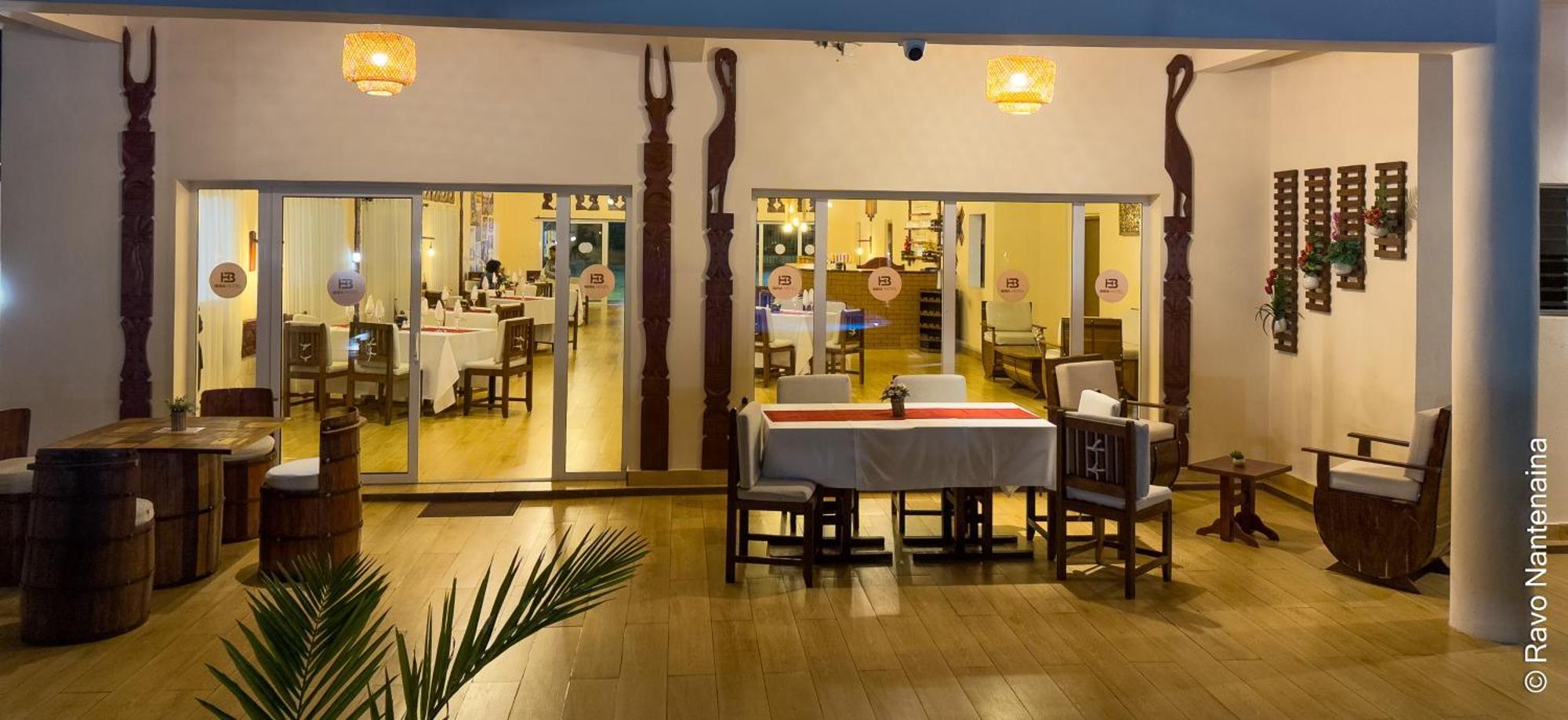 Bira Hotel Antsirabe Exterior foto