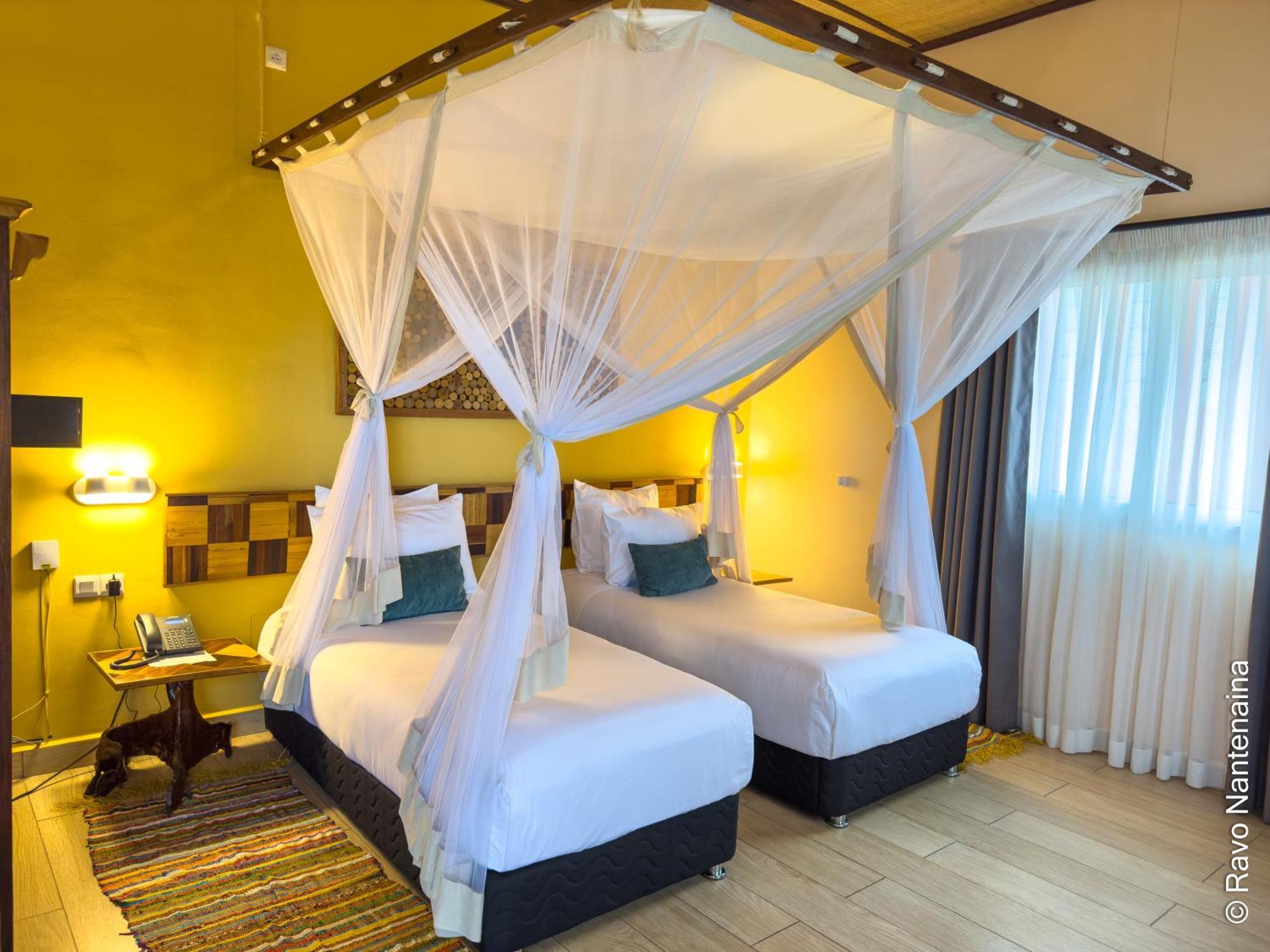 Bira Hotel Antsirabe Exterior foto